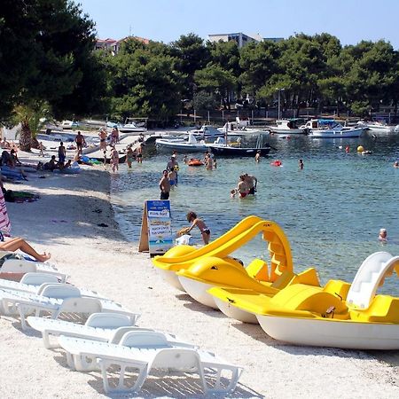 Apartments By The Sea Trogir - 15011 外观 照片
