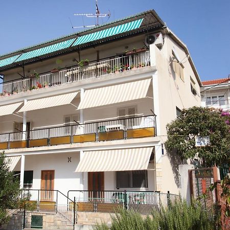 Apartments By The Sea Trogir - 15011 外观 照片