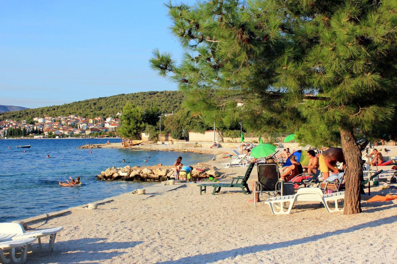Apartments By The Sea Trogir - 15011 外观 照片