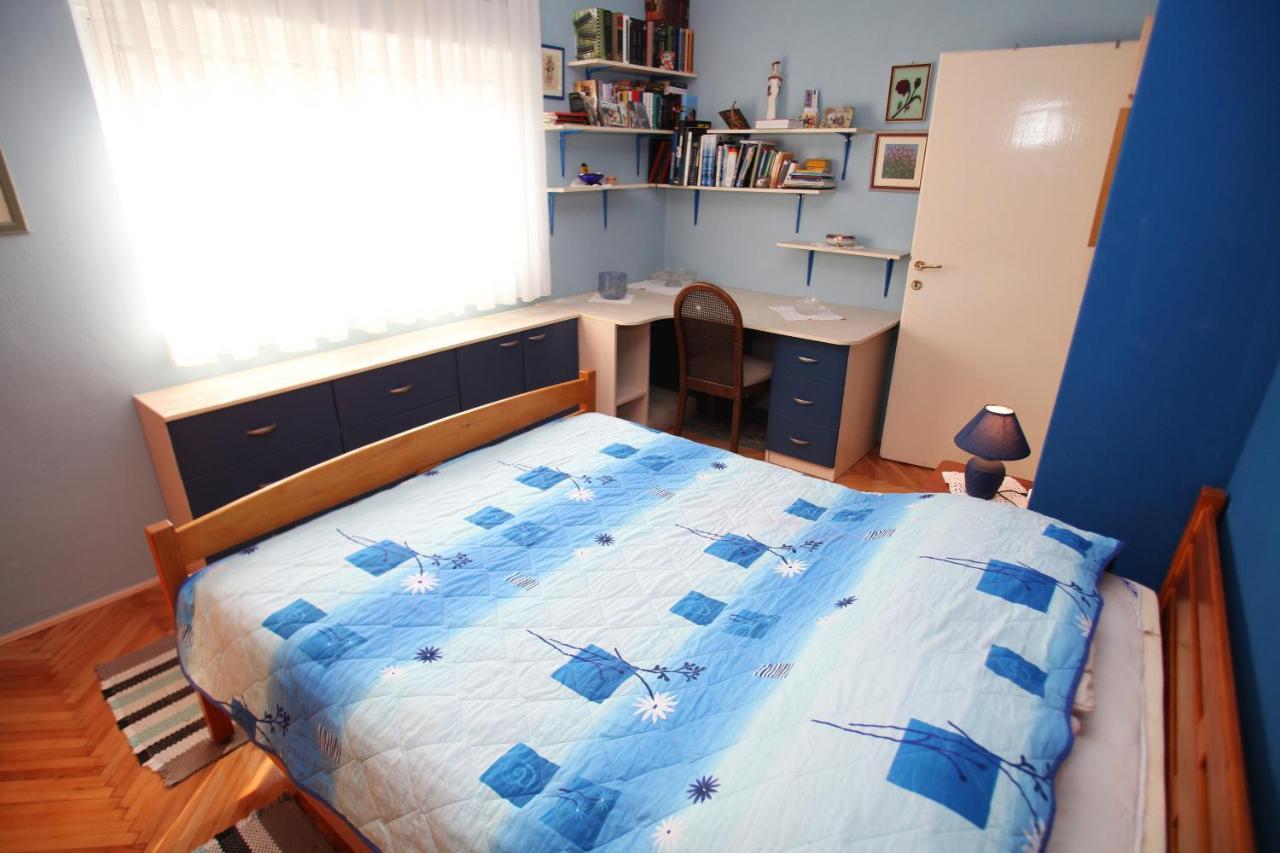 Apartments By The Sea Trogir - 15011 外观 照片