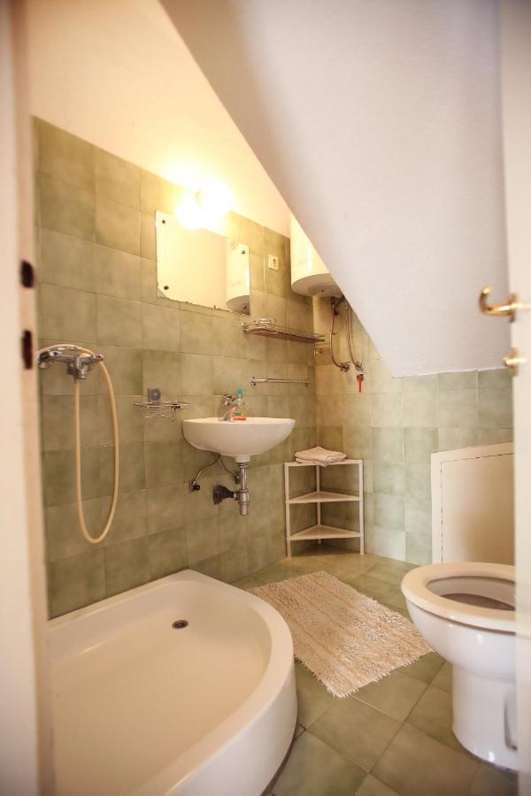 Apartments By The Sea Trogir - 15011 外观 照片