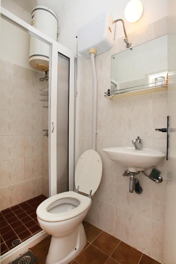 Apartments By The Sea Trogir - 15011 外观 照片
